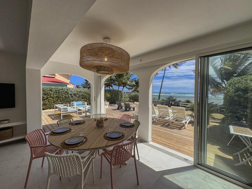 9.Location villa pied dans l'eau Saint François Guadeloupe_Terrasse